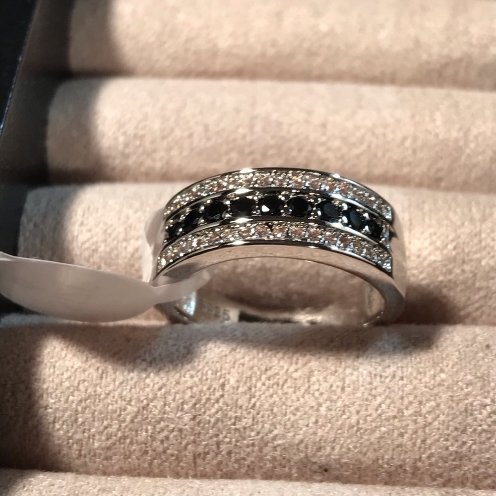 925 Silver w/Black Sapphire w/CZ Diamonds